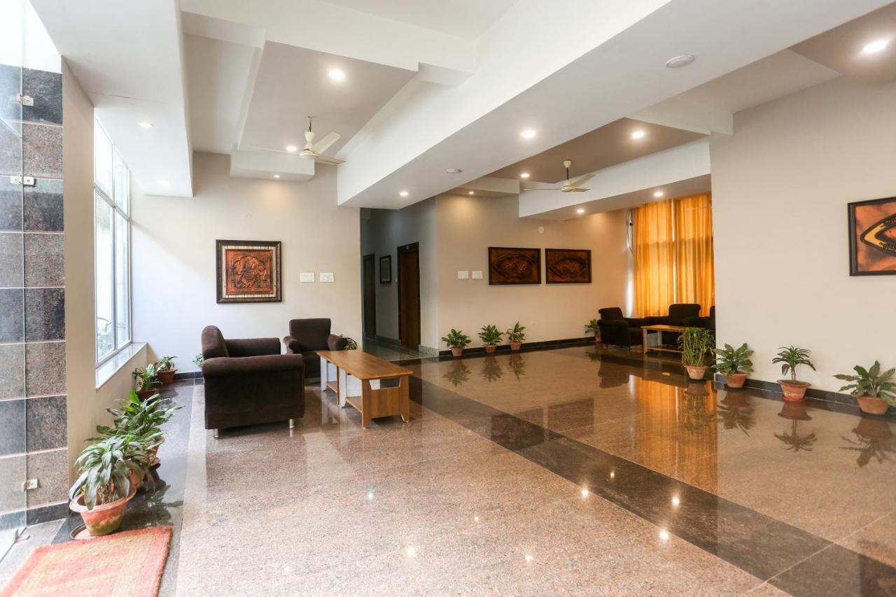 Oyo 61586 Hotel Narmada Bhavan ปูรี ภายนอก รูปภาพ